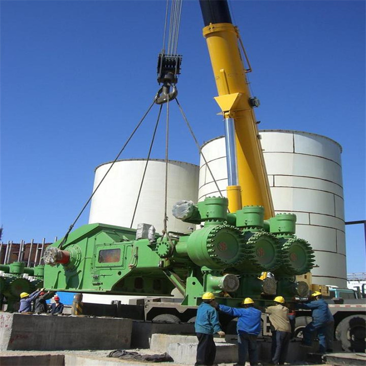 正安吊车出租安全指南：现场作业必须掌握的6大规范