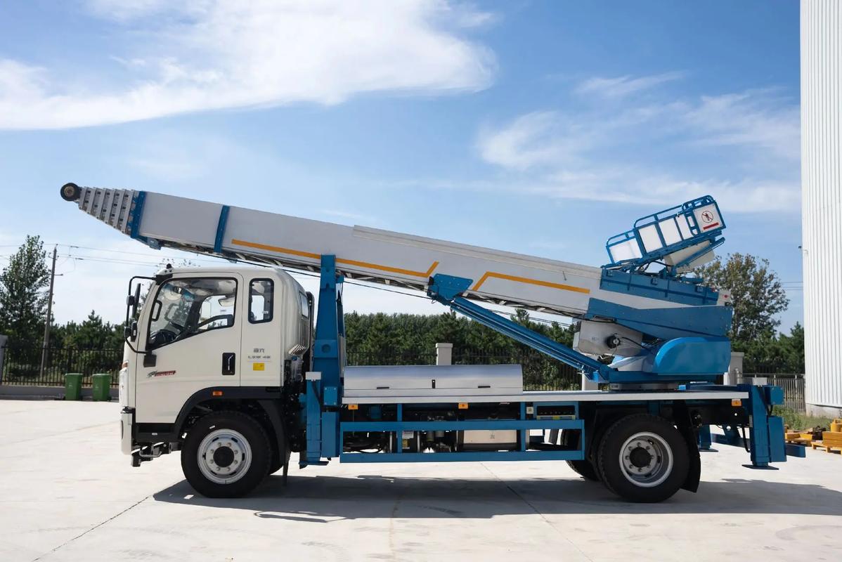 正安云梯上料车租赁费用