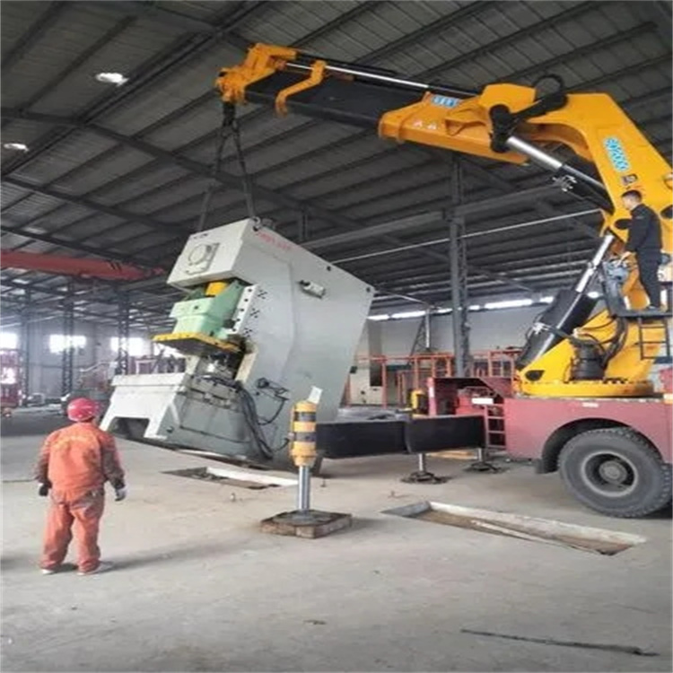 正安80吨折臂吊车出租附近电话