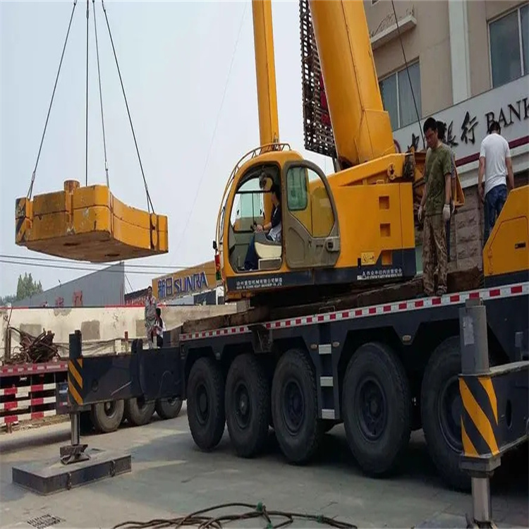 正安当地吊车出租|机器吊装|75吨|工厂搬迁服务