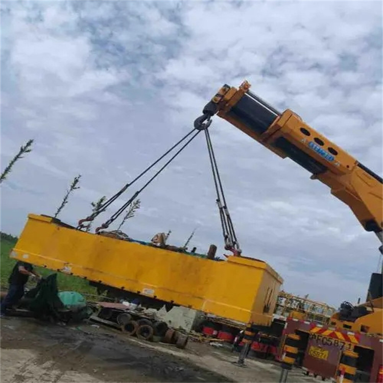 正安随车吊吊集装箱怎么吊